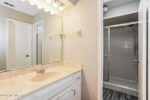 7213 Secret Woods Drive, Jacksonville FL - photo 14 of 21