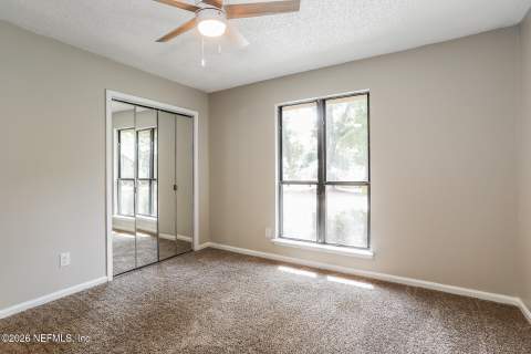 7213 Secret Woods Drive, Jacksonville FL - photo 16 of 21