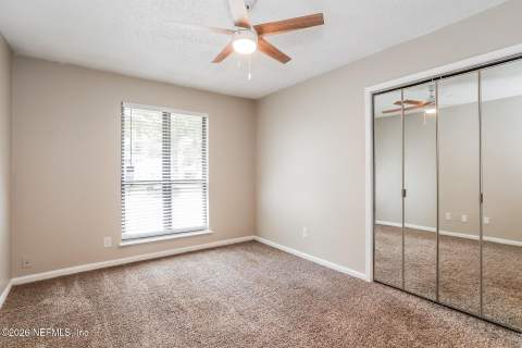 7213 Secret Woods Drive, Jacksonville FL - photo 18 of 21