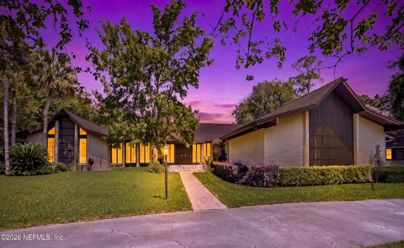 4 bedroom Single Family Residence at 7946 Quailwood Drive, Deerwood, Jacksonville — photo 3