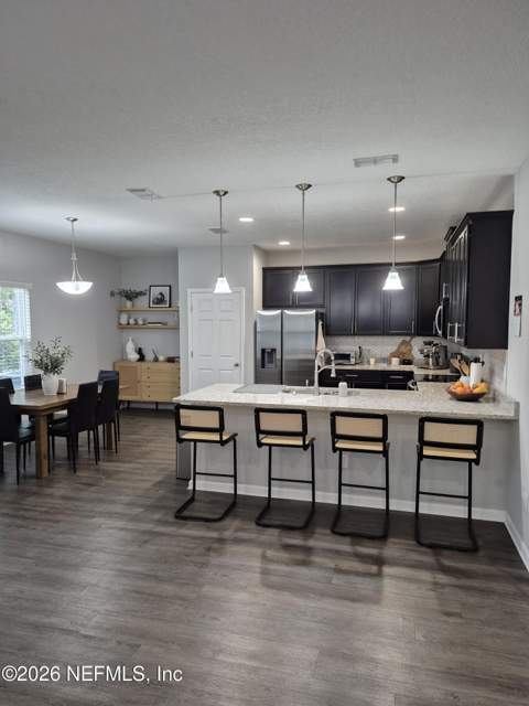 6093 Hyde Park Circle, Jacksonville FL - photo 8 of 23