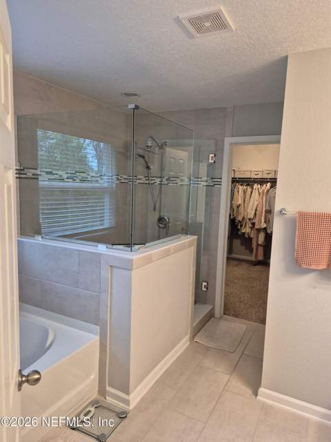 6093 Hyde Park Circle, Jacksonville FL - photo 11 of 23