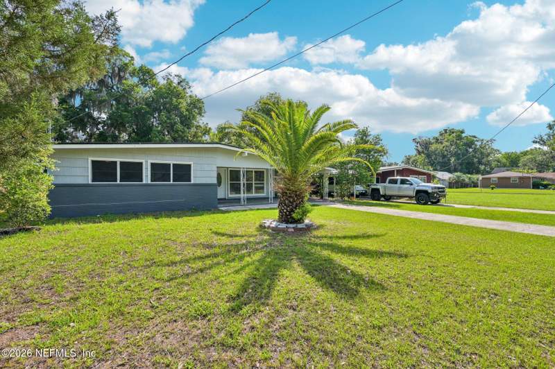 3 bedroom Single Family Residence at 802 N Cypress Street, Green Cove, Green Cove Springs — photo 5