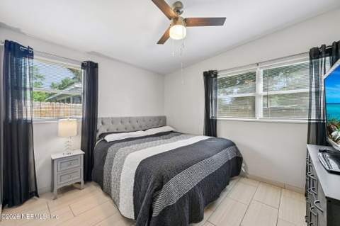 802 N Cypress Street, Green Cove Springs FL - photo 15 of 31
