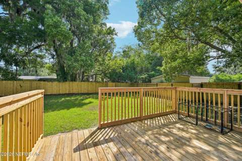 802 N Cypress Street, Green Cove Springs FL - photo 24 of 31