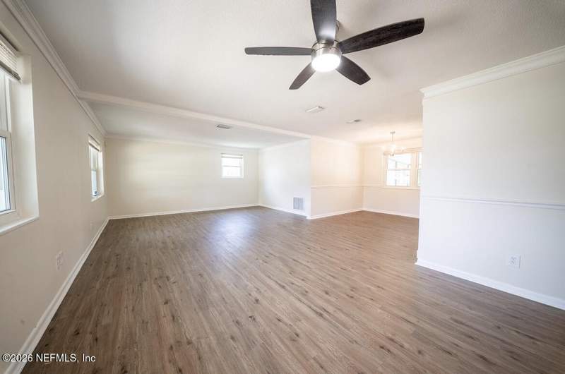 3 bedroom Single Family Residence at 7762 Knoll Drive, Rolling Hills, Jacksonville — photo 4