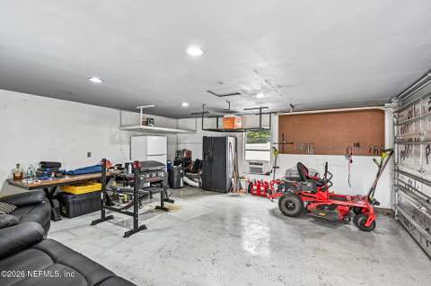 830 Wellhouse Drive, Jacksonville FL - photo 14 of 25