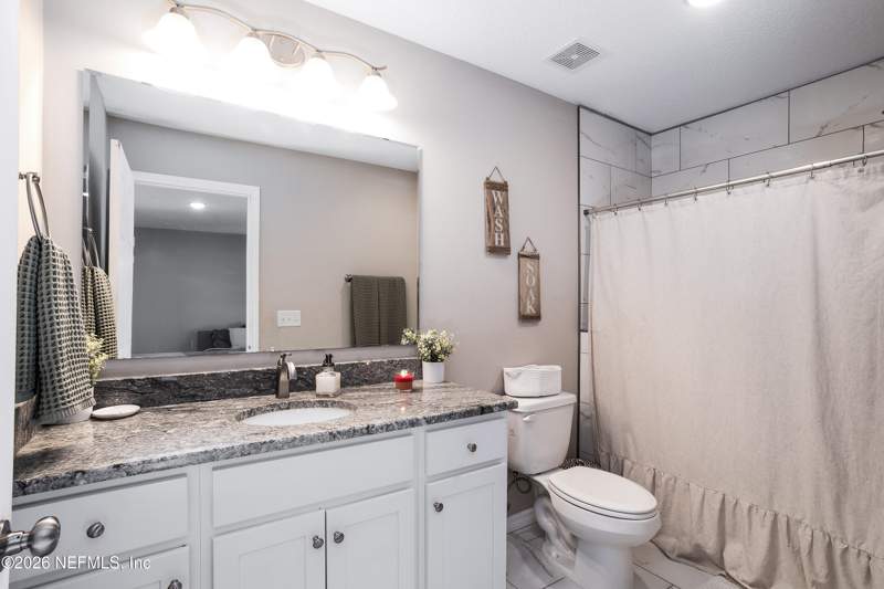 9 bedroom Townhouse at 45167 Annie Laura Street, Callahan, Callahan — photo 3