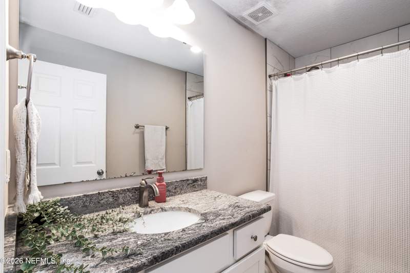 9 bedroom Townhouse at 45167 Annie Laura Street, Callahan, Callahan — photo 4
