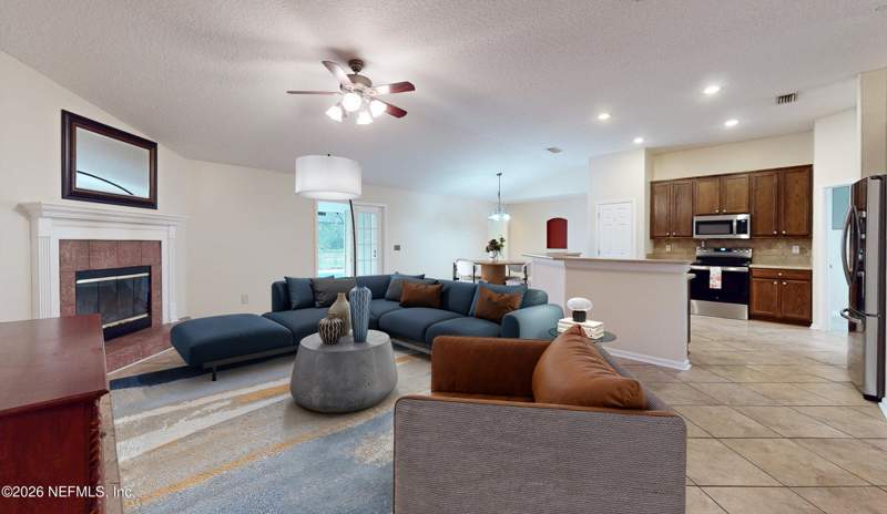 4 bedroom Single Family Residence at 4032 Edgeland Trail, Ravines, Middleburg — photo 4
