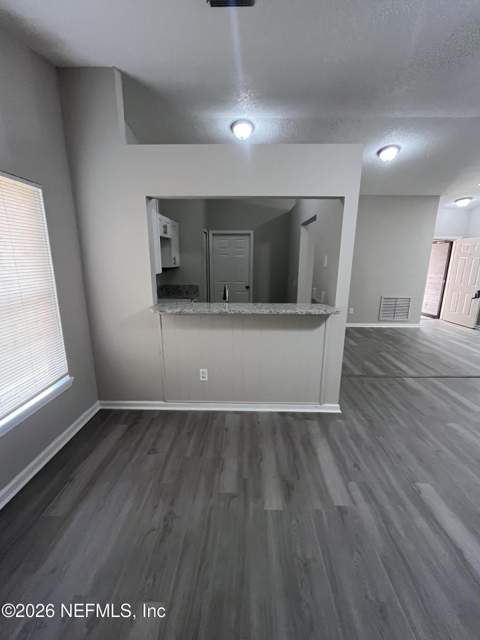 1557 Shearwater Drive, Jacksonville FL - photo 9 of 22