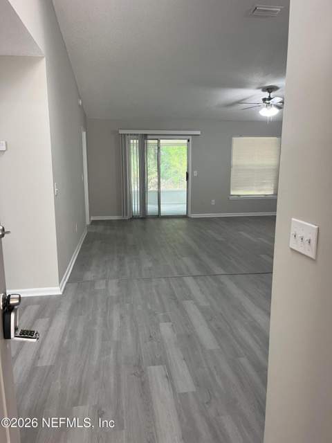 1557 Shearwater Drive, Jacksonville FL - photo 13 of 22