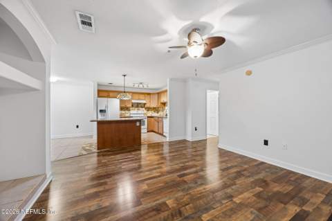 3591 Kernan Boulevard #403, Jacksonville FL - photo 9 of 39