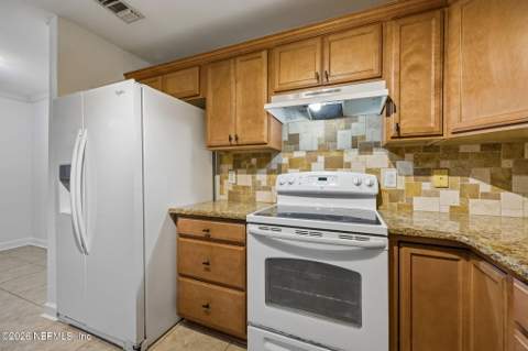 3591 Kernan Boulevard #403, Jacksonville FL - photo 11 of 39