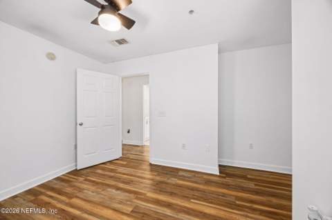 3591 Kernan Boulevard #403, Jacksonville FL - photo 15 of 39