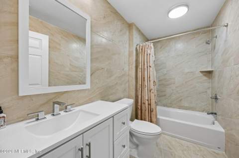 3591 Kernan Boulevard #403, Jacksonville FL - photo 20 of 39