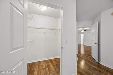 3591 Kernan Boulevard #403, Jacksonville FL - photo 17 of 39