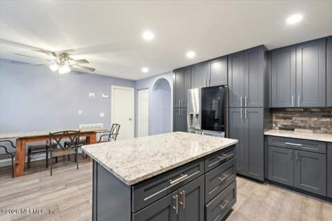 11967 Chester Creek Road, Jacksonville FL - photo 11 of 51