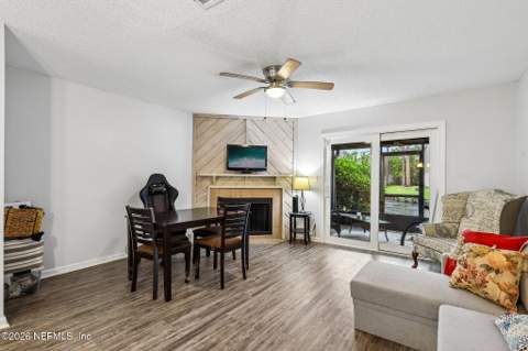 7701 Baymeadows Circle #1037, Jacksonville FL - photo 13 of 29