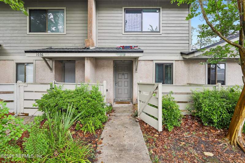 2 bedroom Condominium at 7701 Baymeadows Circle #1037, Village Green At Baymeadows, Jacksonville — photo 3