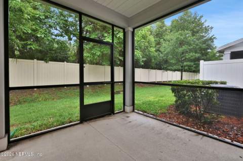 1625 Pottsburg Point Drive, Jacksonville FL - photo 10 of 41