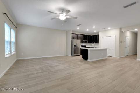 1625 Pottsburg Point Drive, Jacksonville FL - photo 18 of 41