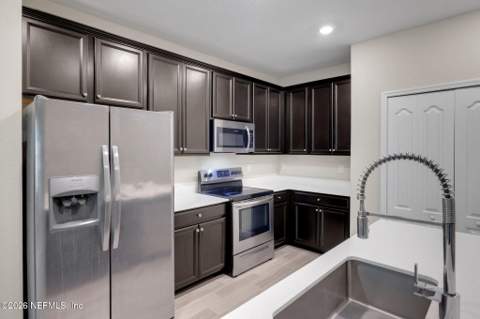 1625 Pottsburg Point Drive, Jacksonville FL - photo 20 of 41
