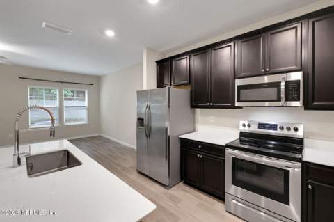 1625 Pottsburg Point Drive, Jacksonville FL - photo 21 of 41