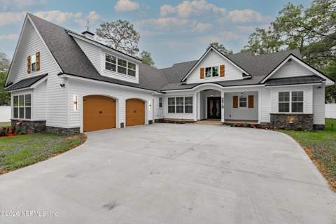 2418 Leafdale Circle, Jacksonville FL - photo 9 of 73