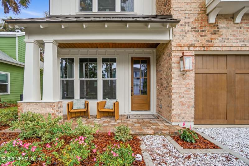 5 bedroom Single Family Residence at 340 9th Street, Atlantic Beach, Atlantic Beach — photo 4