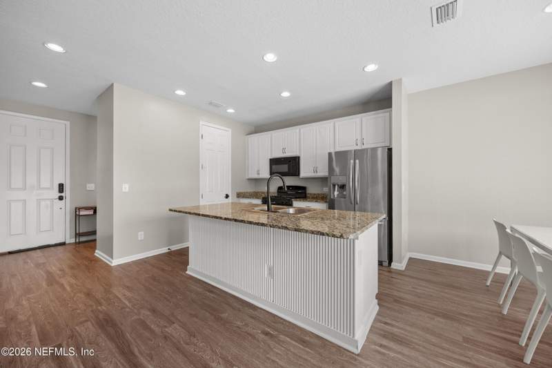 4 bedroom Single Family Residence at 15096 Russell Bridge Drive, Crossings At Bartram, Jacksonville — photo 5