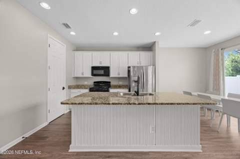15096 Russell Bridge Drive, Jacksonville FL - photo 6 of 32