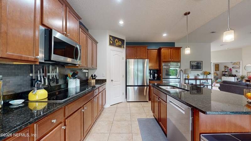 4 bedroom Single Family Residence at 4616 Golf Brook Road, Eagle Landing, Orange Park — photo 5