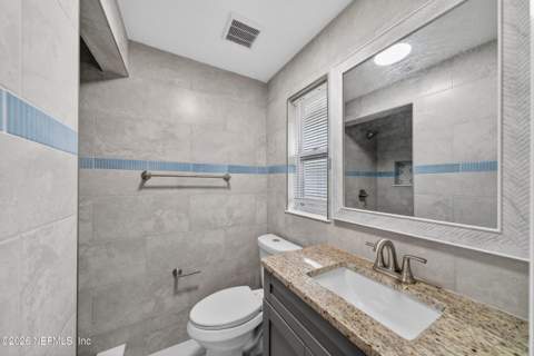 8243 Lanette Street, Jacksonville FL - photo 8 of 32