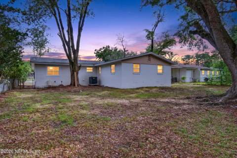 8243 Lanette Street, Jacksonville FL - photo 17 of 32