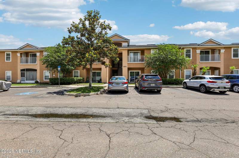 3 bedroom Condominium at 9575 Amarante Circle #9, Villa Beauclerc, Jacksonville — photo 2
