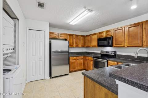 9575 Amarante Circle #9, Jacksonville FL - photo 6 of 27