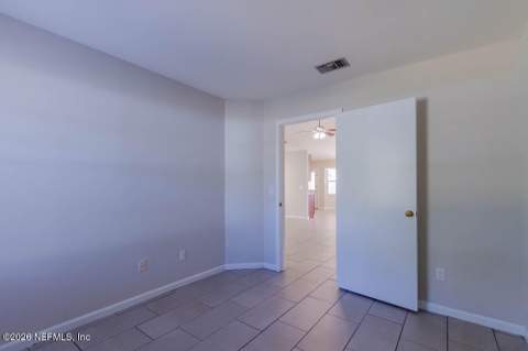 1639 Ponderosa Pine Drive, Jacksonville FL - photo 19 of 40