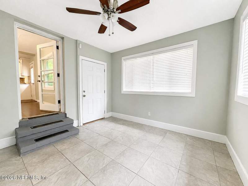 3 bedroom Single Family Residence at 5774 Cedar Oaks Drive, Cedar Oaks, Jacksonville — photo 3