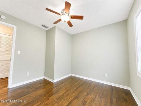 5774 Cedar Oaks Drive, Jacksonville FL - photo 19 of 33