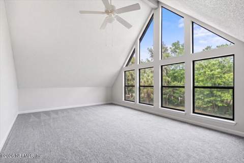 1048 Lake Asbury Drive, Green Cove Springs FL - photo 14 of 39