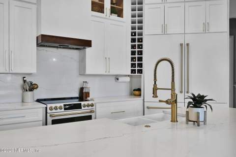 121 Chatsworth Drive, St. Johns FL - photo 16 of 81