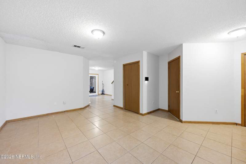 2 bedroom Townhouse at 9353 Genna Trace Trail, Genna Trace, Jacksonville — photo 5