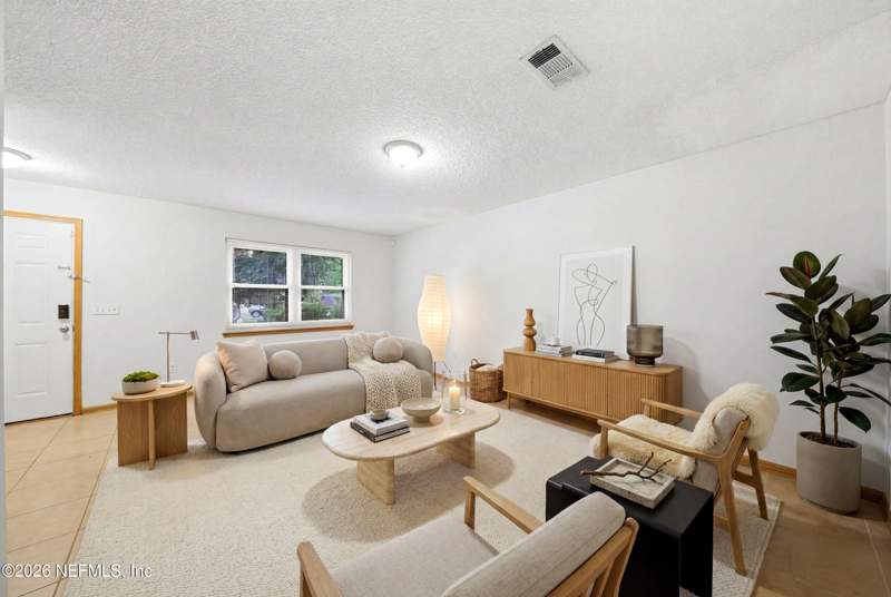 2 bedroom Townhouse at 9353 Genna Trace Trail, Genna Trace, Jacksonville — photo 3