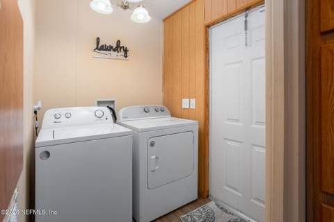 300 7th Avenue, Welaka FL - photo 10 of 29