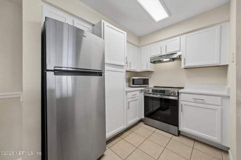 8550 Touchton Road #2033, Jacksonville FL - photo 14 of 77