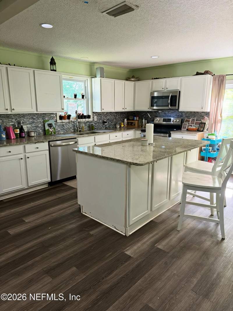 4 bedroom Single Family Residence at 1742 Saint Johns Bluff Road, Holly Oaks Forest, Jacksonville — photo 4
