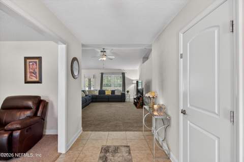 7853 Dawsons Creek Drive, Jacksonville FL - photo 10 of 44