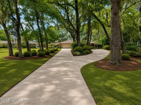 15489 Cape Drive, Jacksonville FL - photo 6 of 59