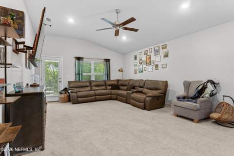 9852 Olivia Street, Jacksonville FL - photo 13 of 36